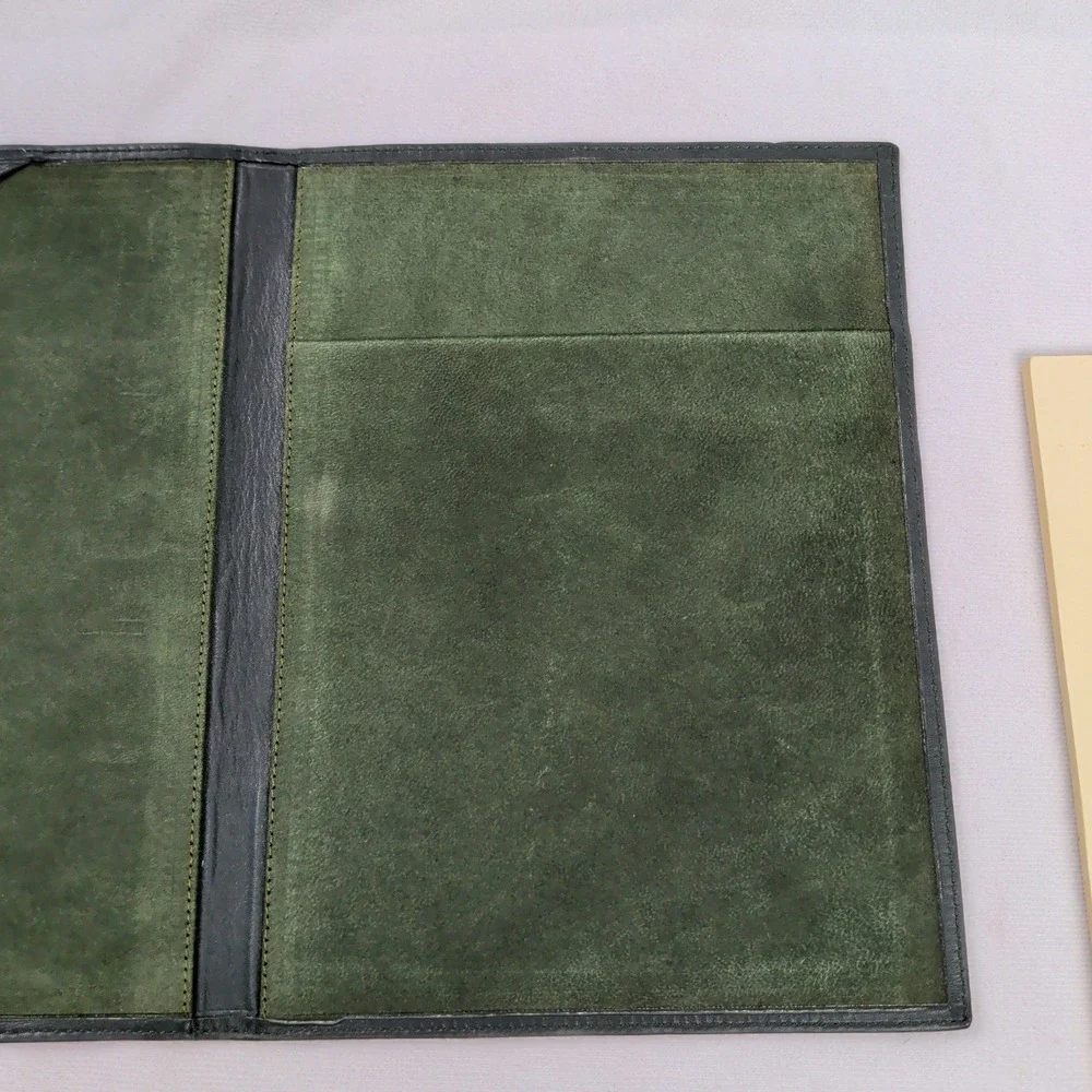 Audemars Piguet Leather Portfolio Notepad Holder Green Suede Interior Logo